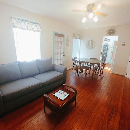 Historic Tremain Cottages Mount Dora Room photo