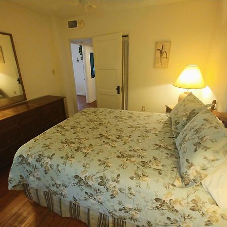 Historic Tremain Cottages Mount Dora Room photo